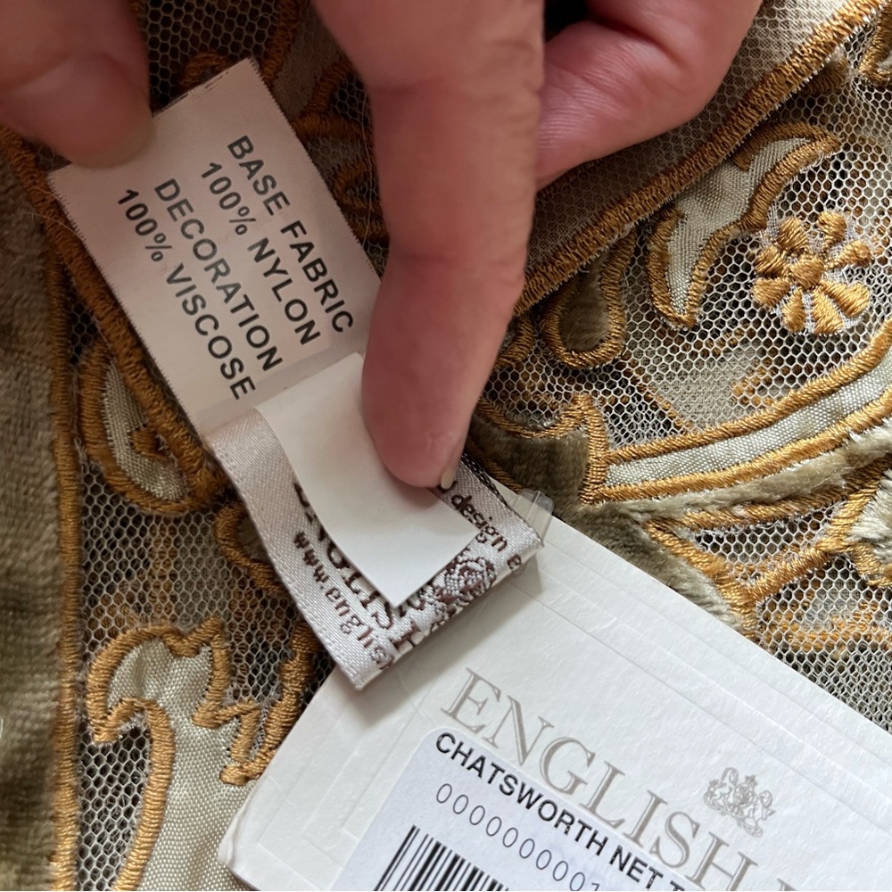 NWT English Home Chatsworth Net Throw Gold
47”by 47” - Picture 6 of 9